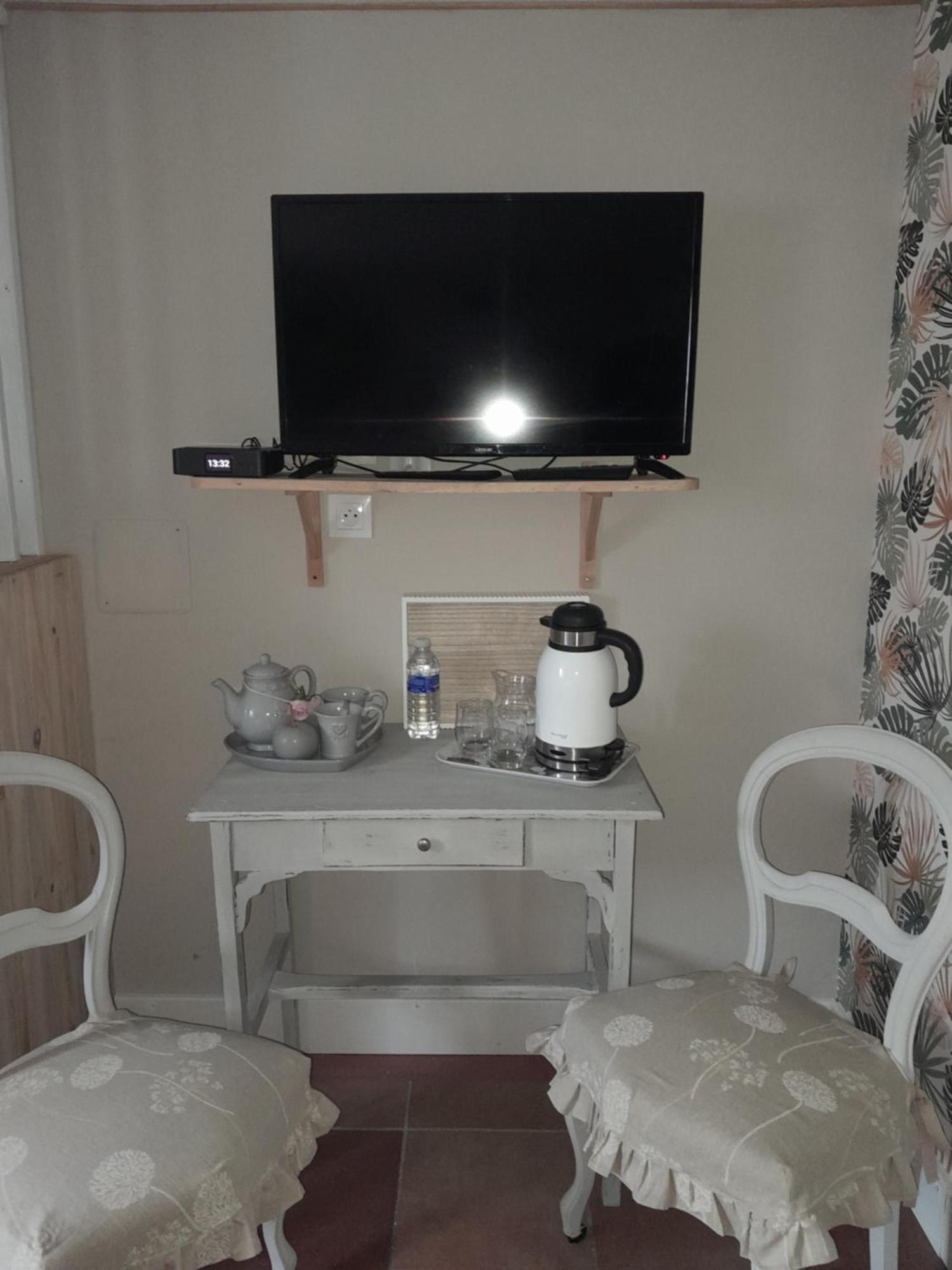 Chambre D'Hote Amitie Et Jardin Carmaux Luaran gambar
