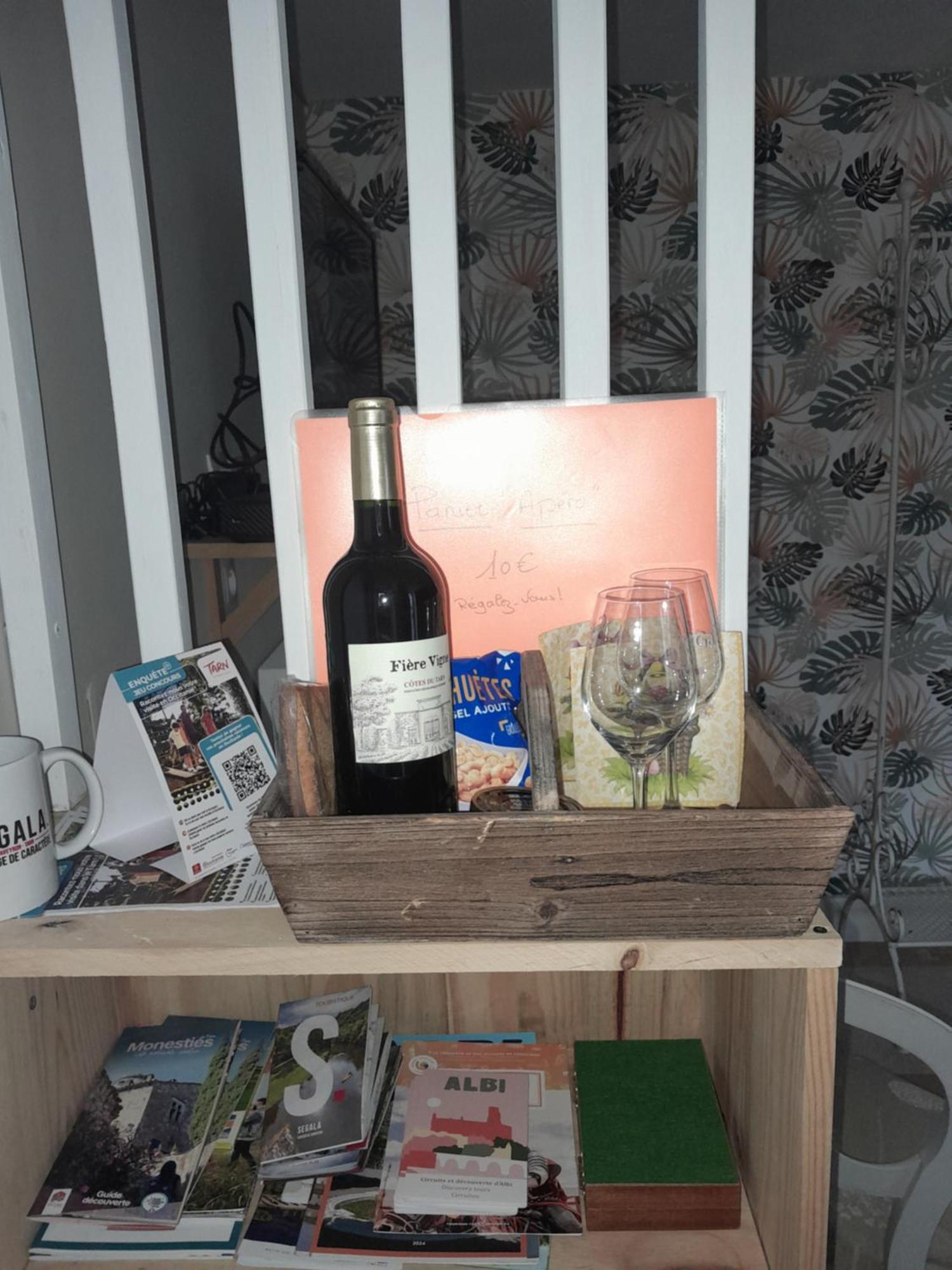 Chambre D'Hote Amitie Et Jardin Carmaux Luaran gambar